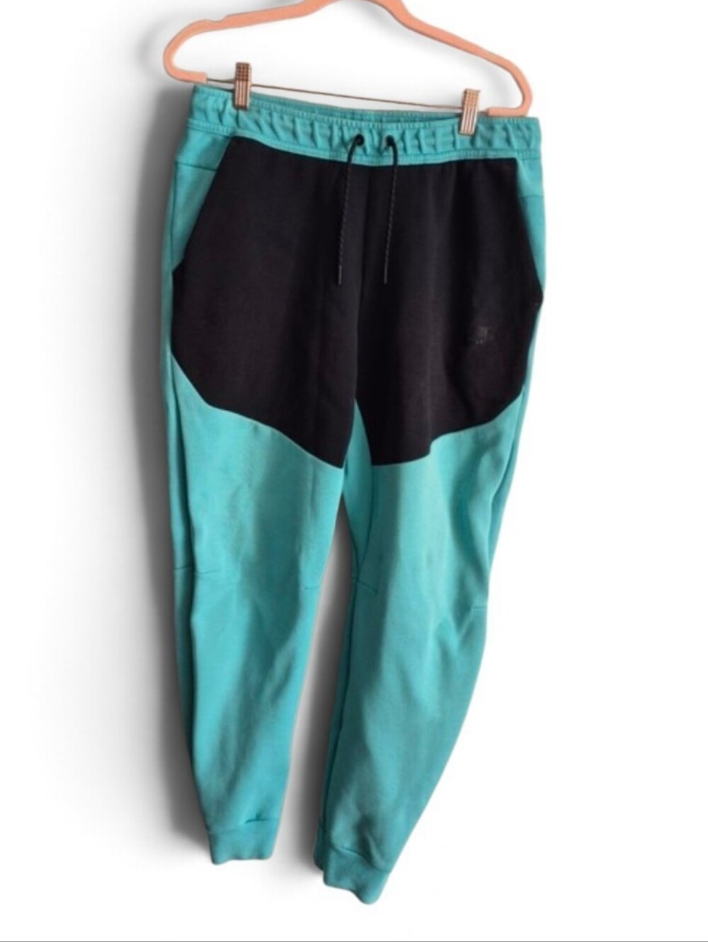 Nike Dri-FIT joggers Color Block Joggers Size Medium Mens